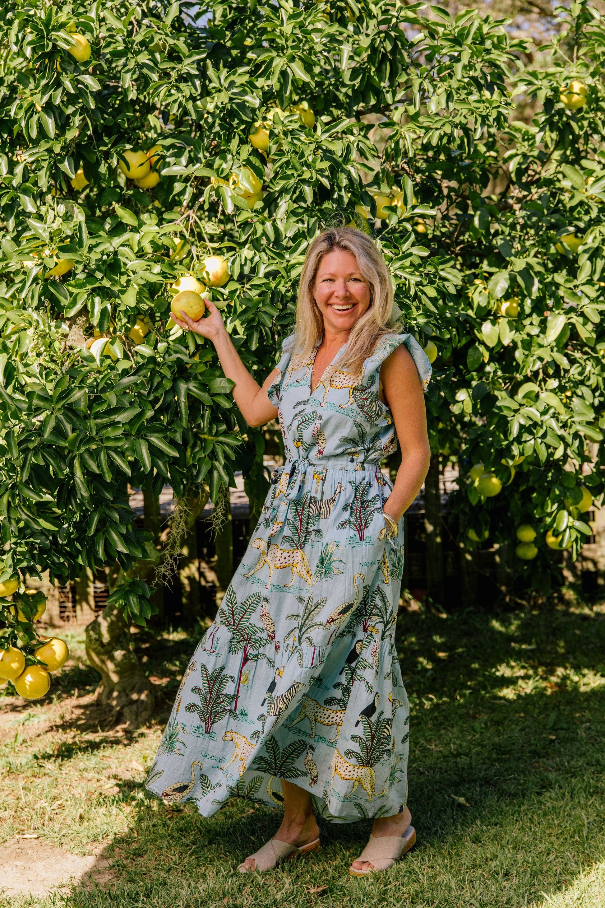 Abby Core Colors - Spring Criss-Cross Strap Slide On Sandal