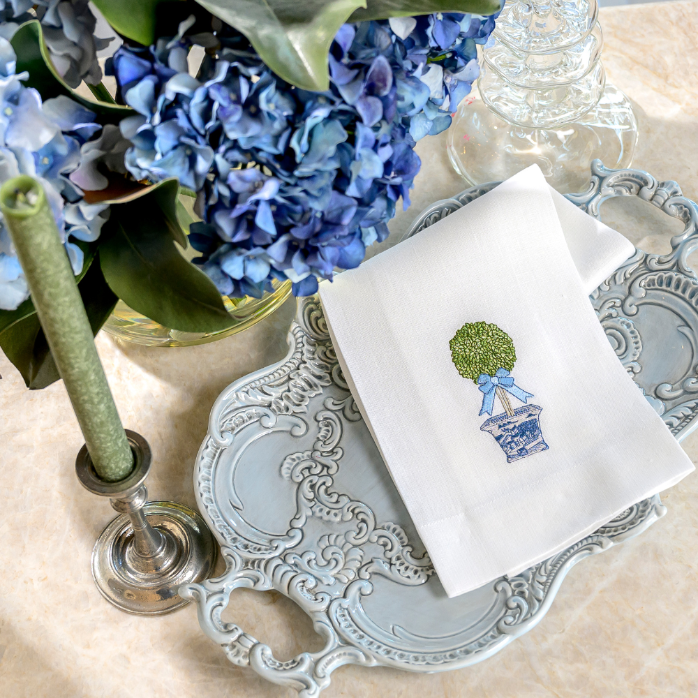 Chinoiserie Boxwood Embroidered Linen Towel | 17" x 29"